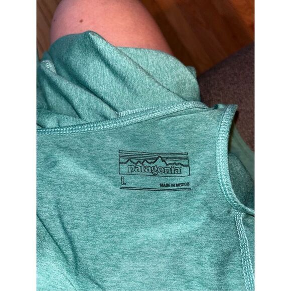 Women’s Patagonia Green Activewear Tank Large - Picture 3 of 3